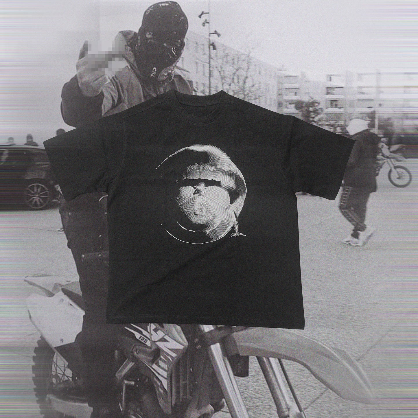 "DBD35" Oversized T-shirt